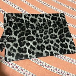 Leopard Clutch